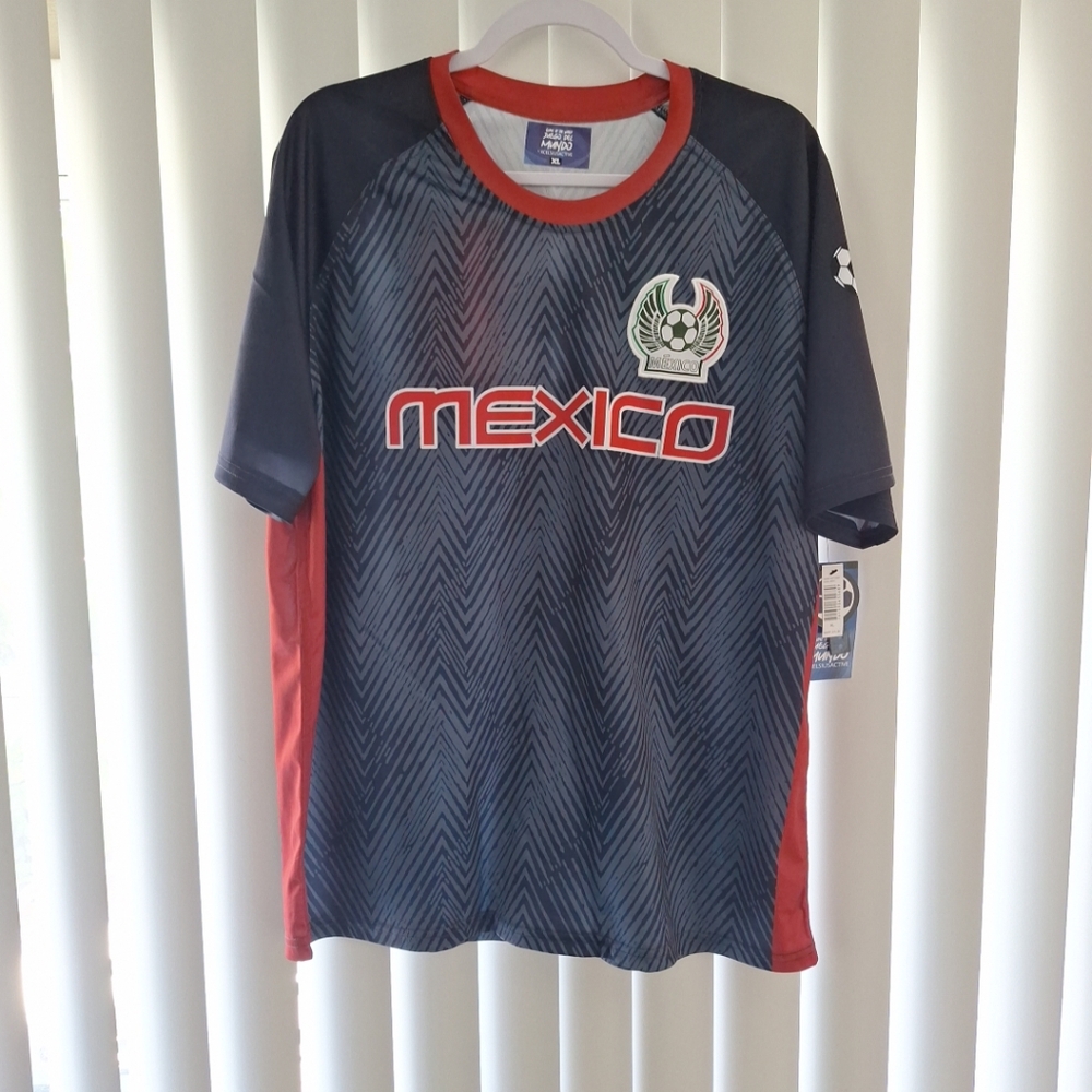NWT XL XCelsius Active Mexico Futbol Soccer Jersey Shirt MSRP $70